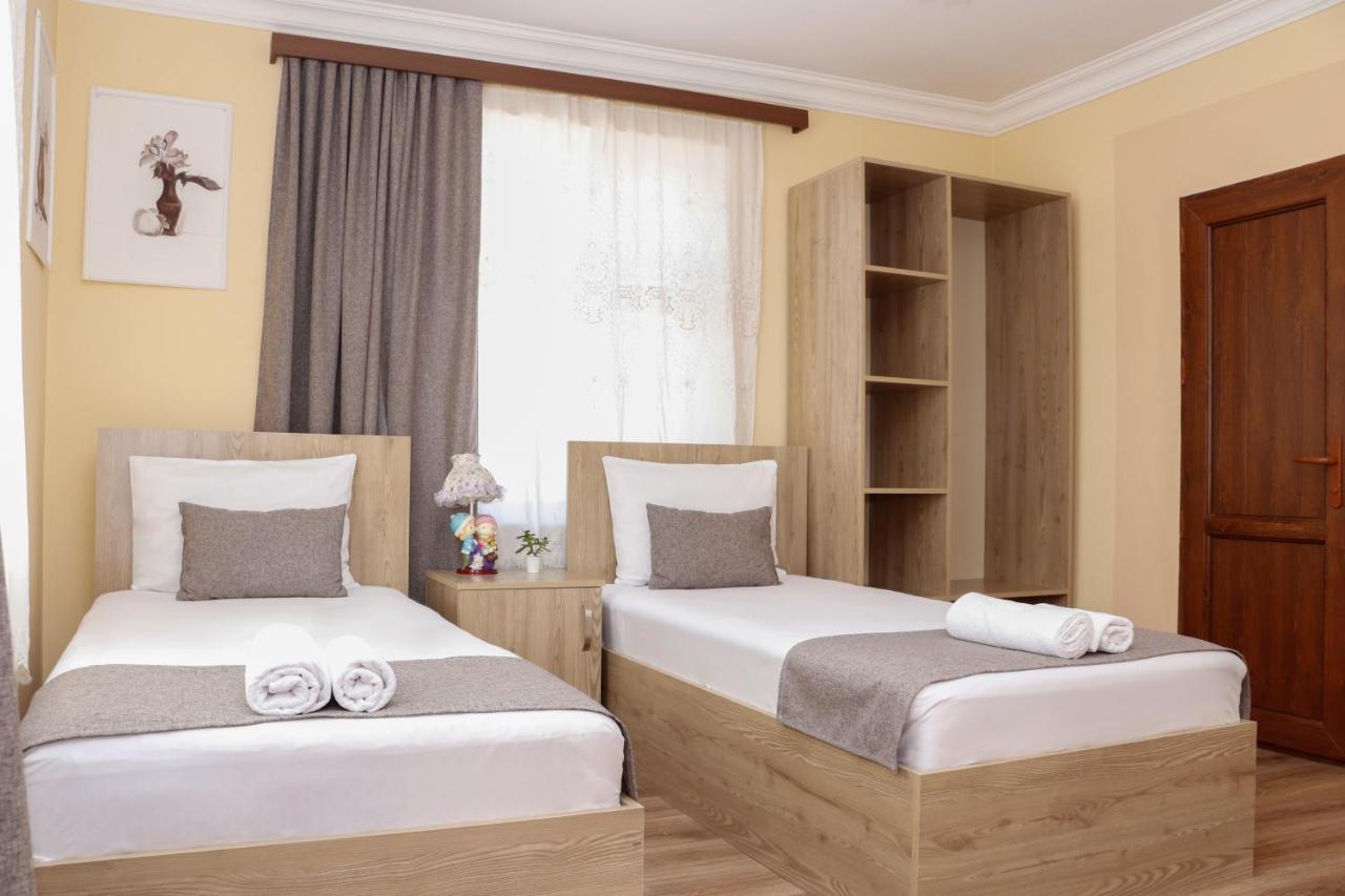 Seva Guesthouse And Cottages Byurakan Екстер'єр фото