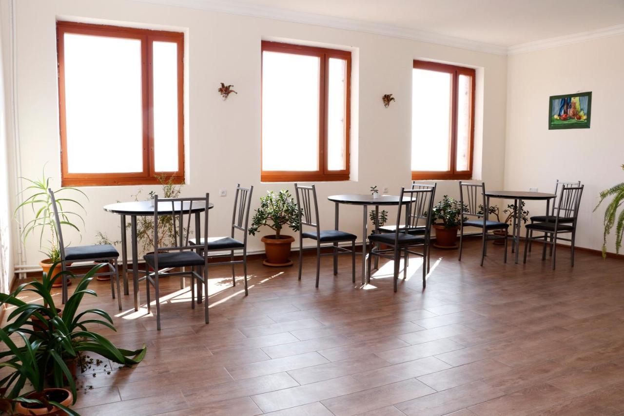Seva Guesthouse And Cottages Byurakan Екстер'єр фото