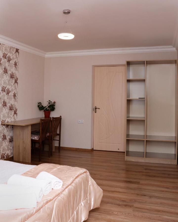 Seva Guesthouse And Cottages Byurakan Екстер'єр фото